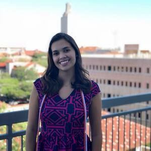 Meet your Posher, Lydia